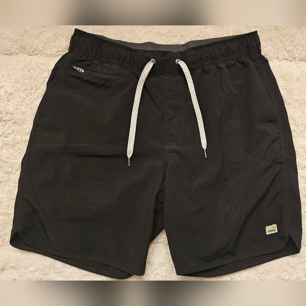 Vuori Banks Black Men's Shorts